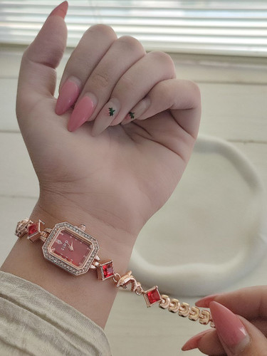 صفحه قرمز بانگین قرمز