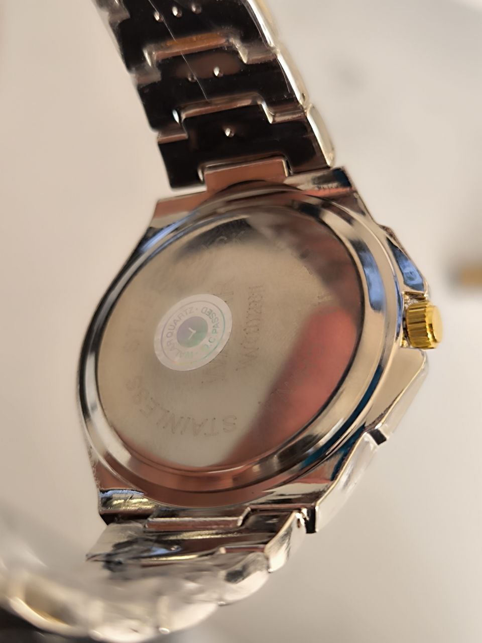 ساعت مردانه رنگ ثابت والار