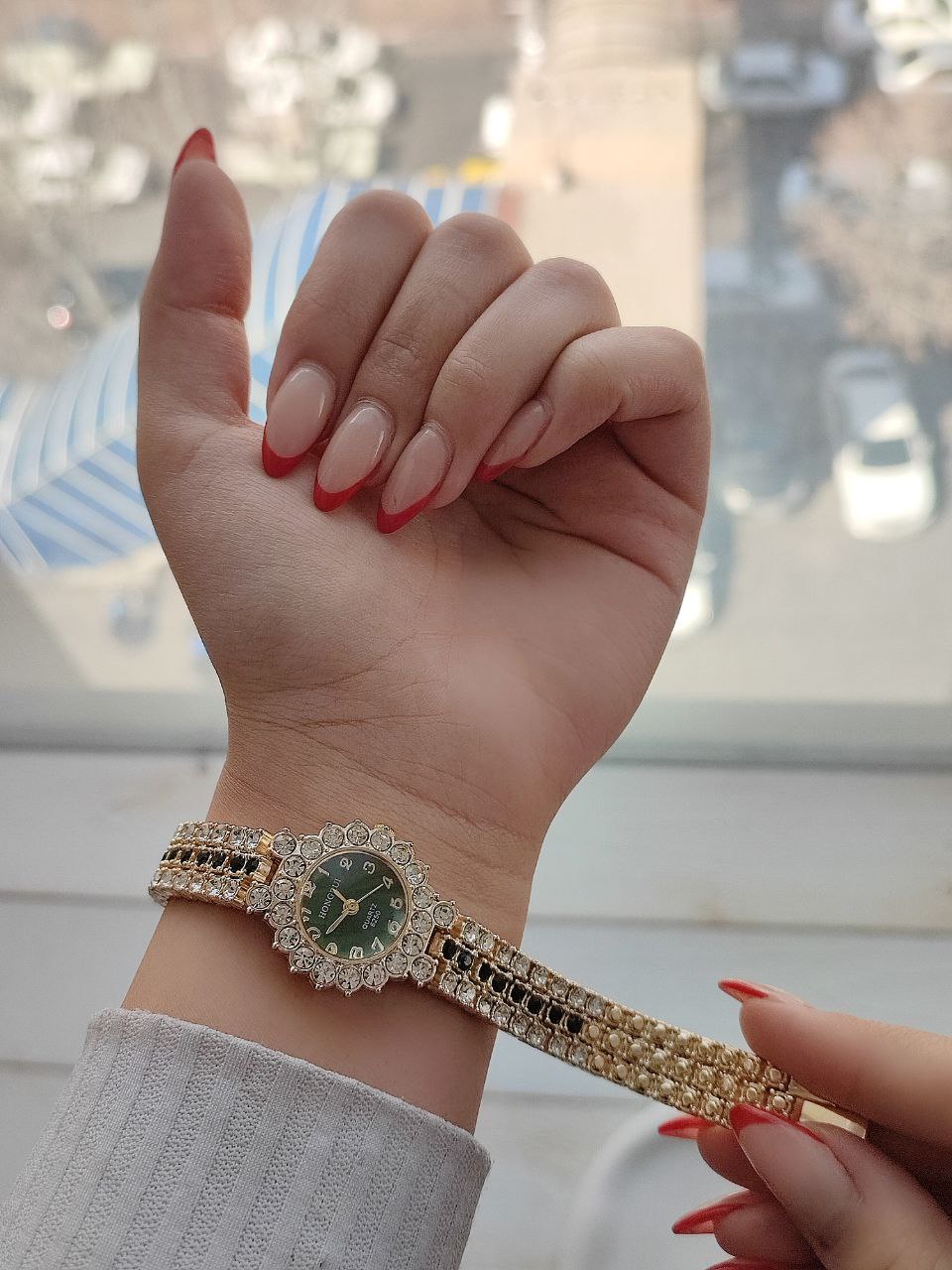 ساعت زنانه دخترانه نگین دار کیوت