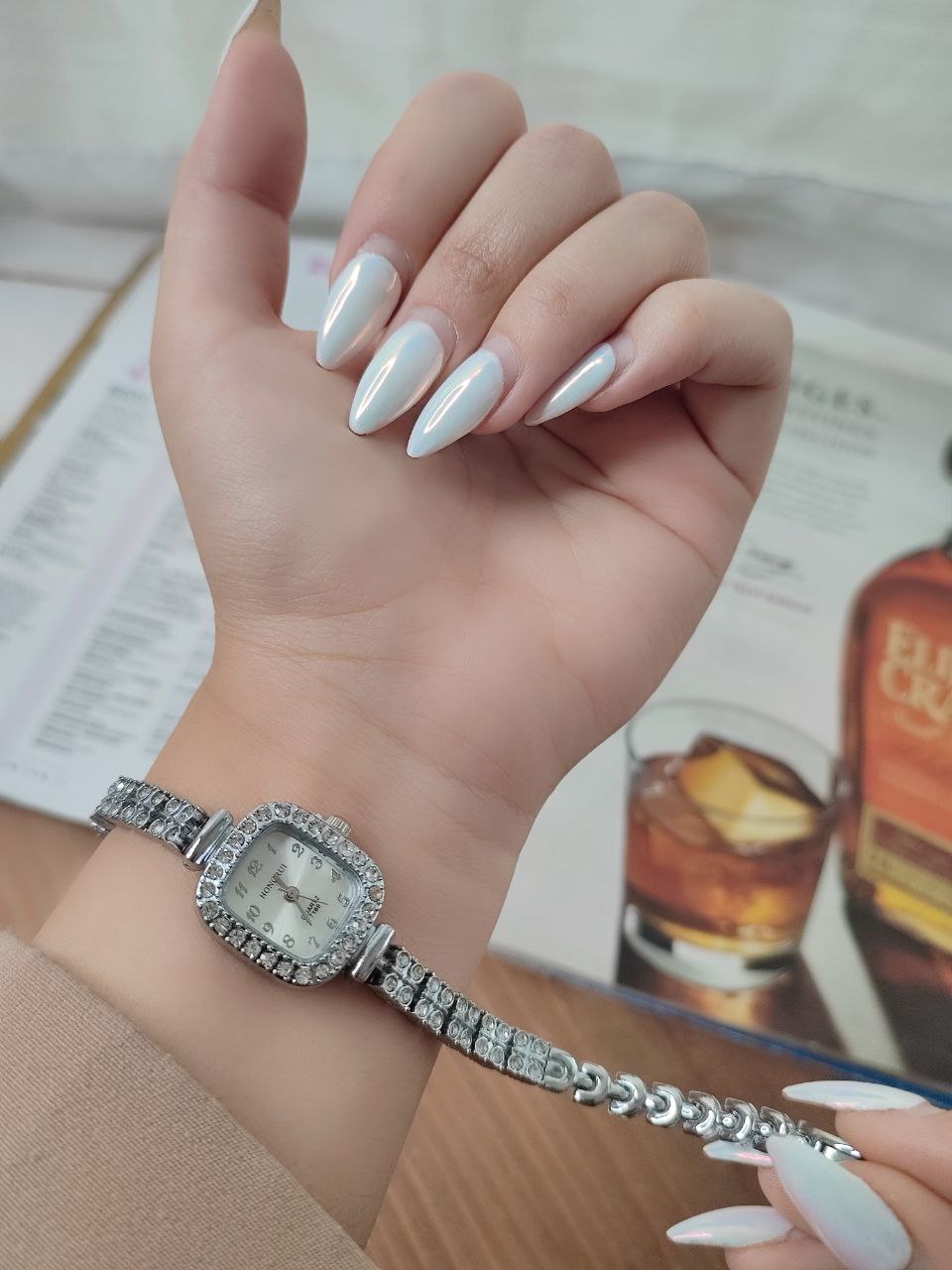 ساعت زنانه مارک HONGRUI ویژه روز مادر😍